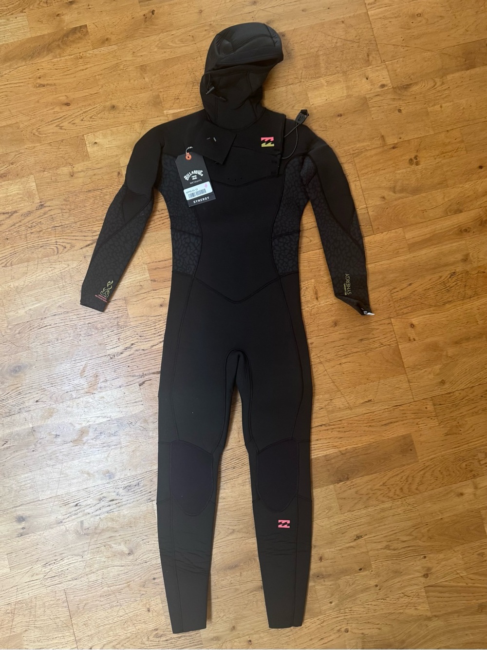 NWT Billabong Synergy Teen Wetsuit
